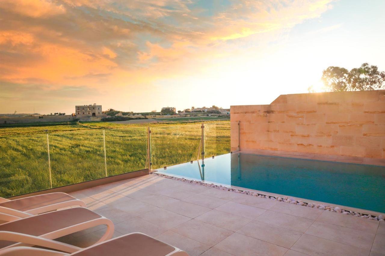 Għarb Inni Holiday Home With Infinity Pool מראה חיצוני תמונה